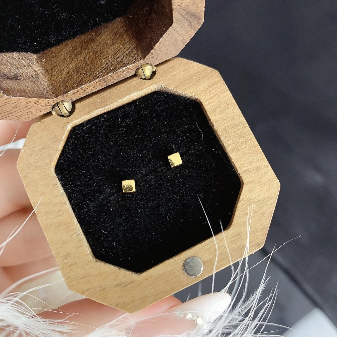 【伟新源】足金999 5G工艺 方块直针螺丝2.23克