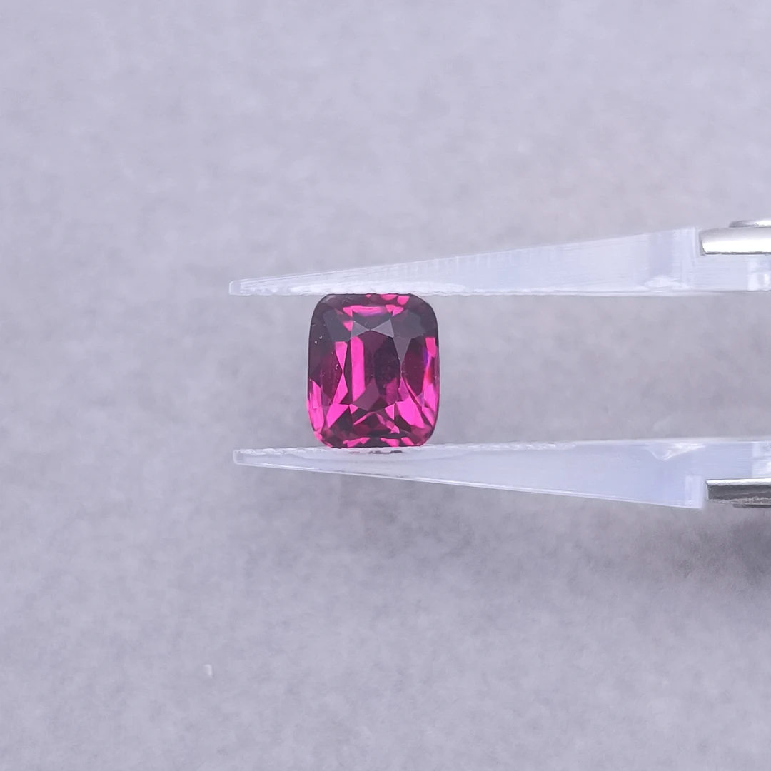 石榴石-3.07ct（01016316）0215