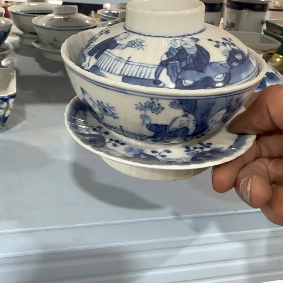 瓷片瓷器的造型艺术也被列入其中