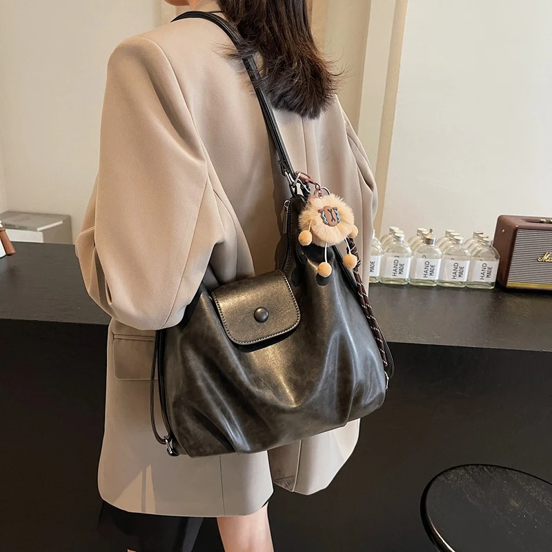 斜挎小众百搭托特包大容量通勤双肩包设计质感大容量咖色女士包包