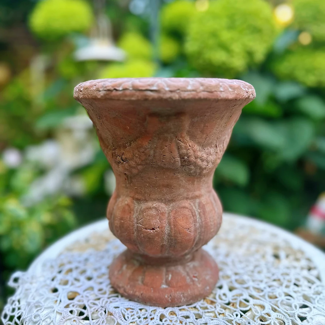 【南乔花园】手工浮雕做旧透气红陶高脚奖杯花盆