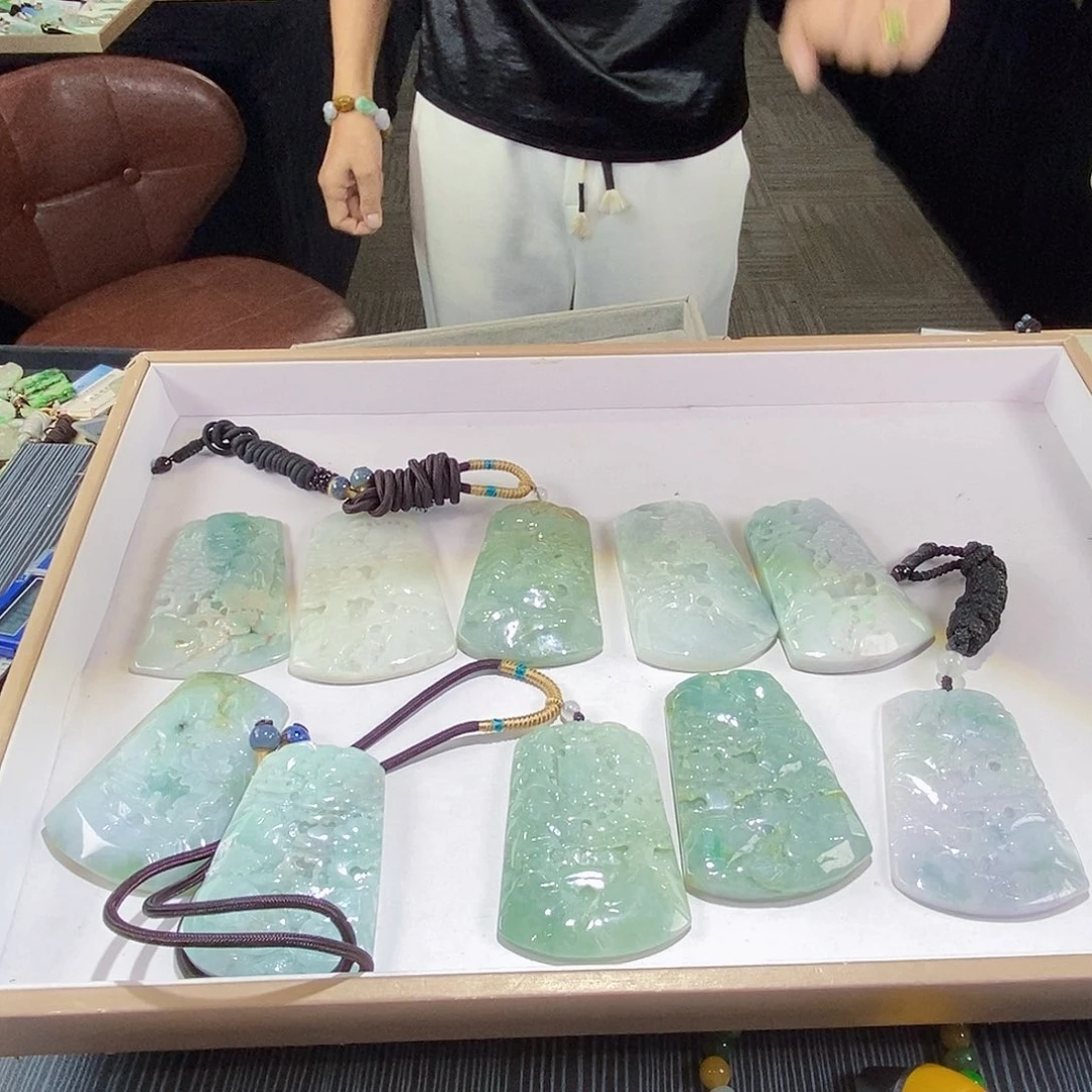 颈饰未镶嵌翡翠多样性仅发一件随机发货