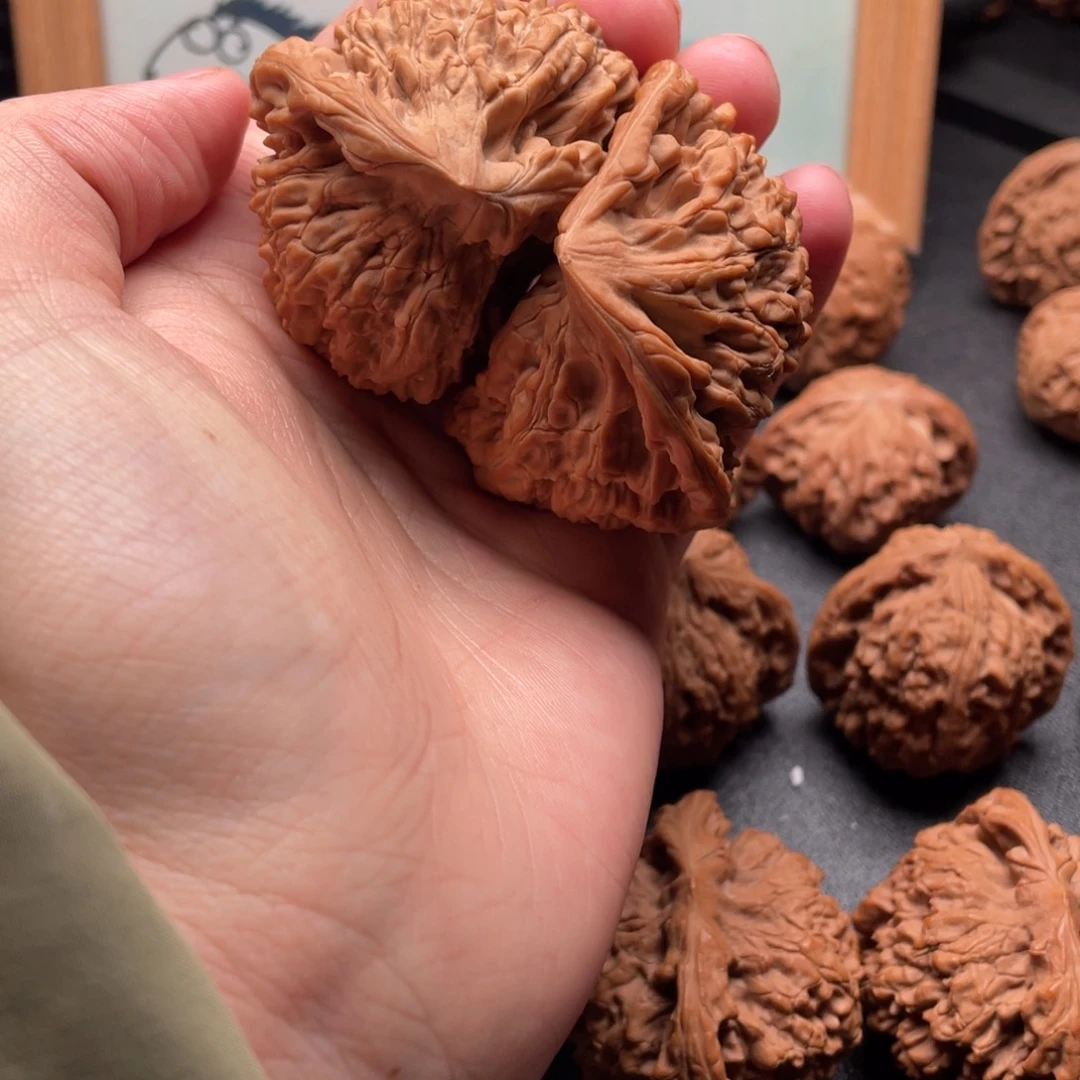 文玩核桃把件官帽半壁