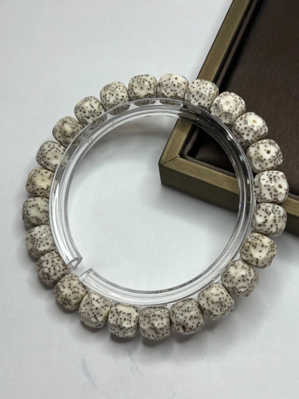 A147 星月无相手串10*9mm