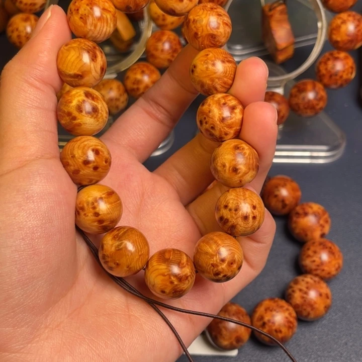 柏木（崖柏）把件15留疤三通