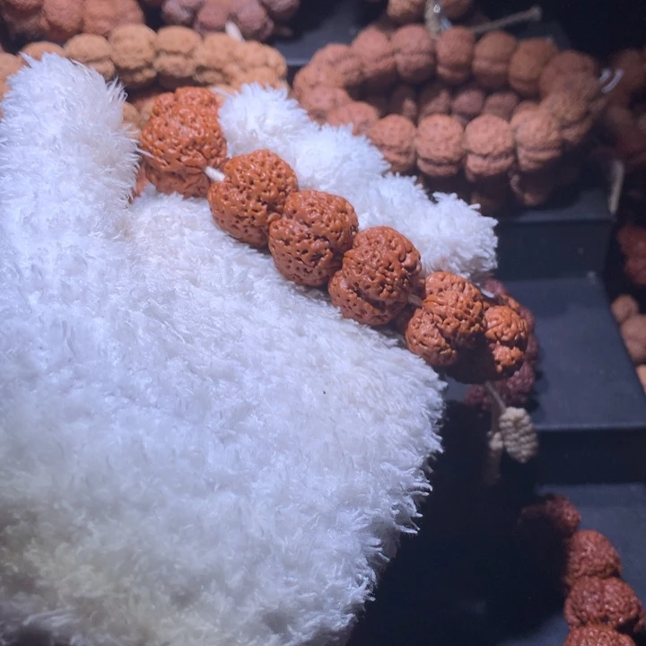 星***澜吊坠金刚菩提23尺梁深沟梅花超头