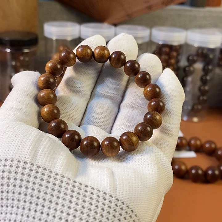 檀香木老山檀香1.0沉水