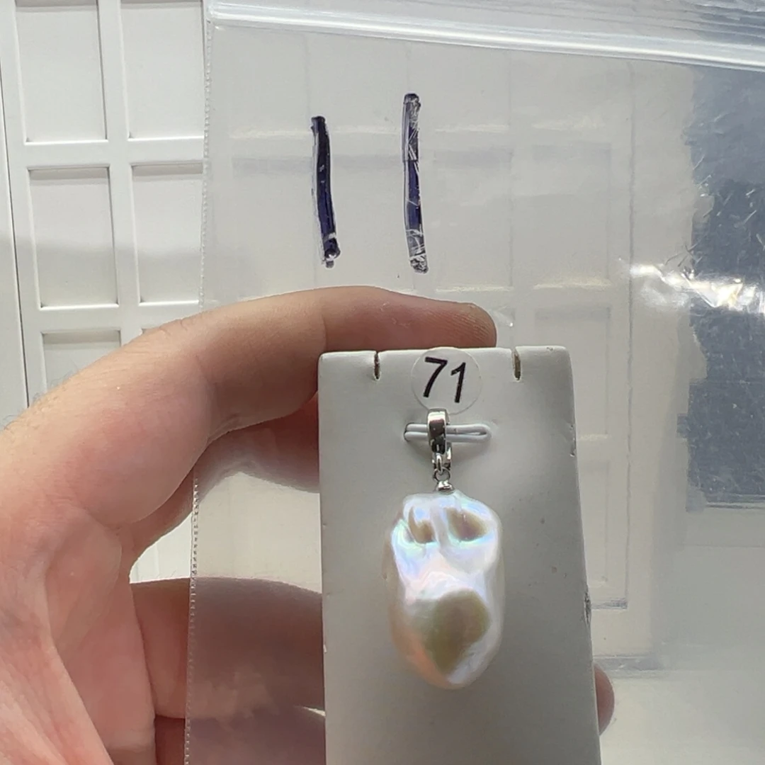 淡水珍珠颈饰合金