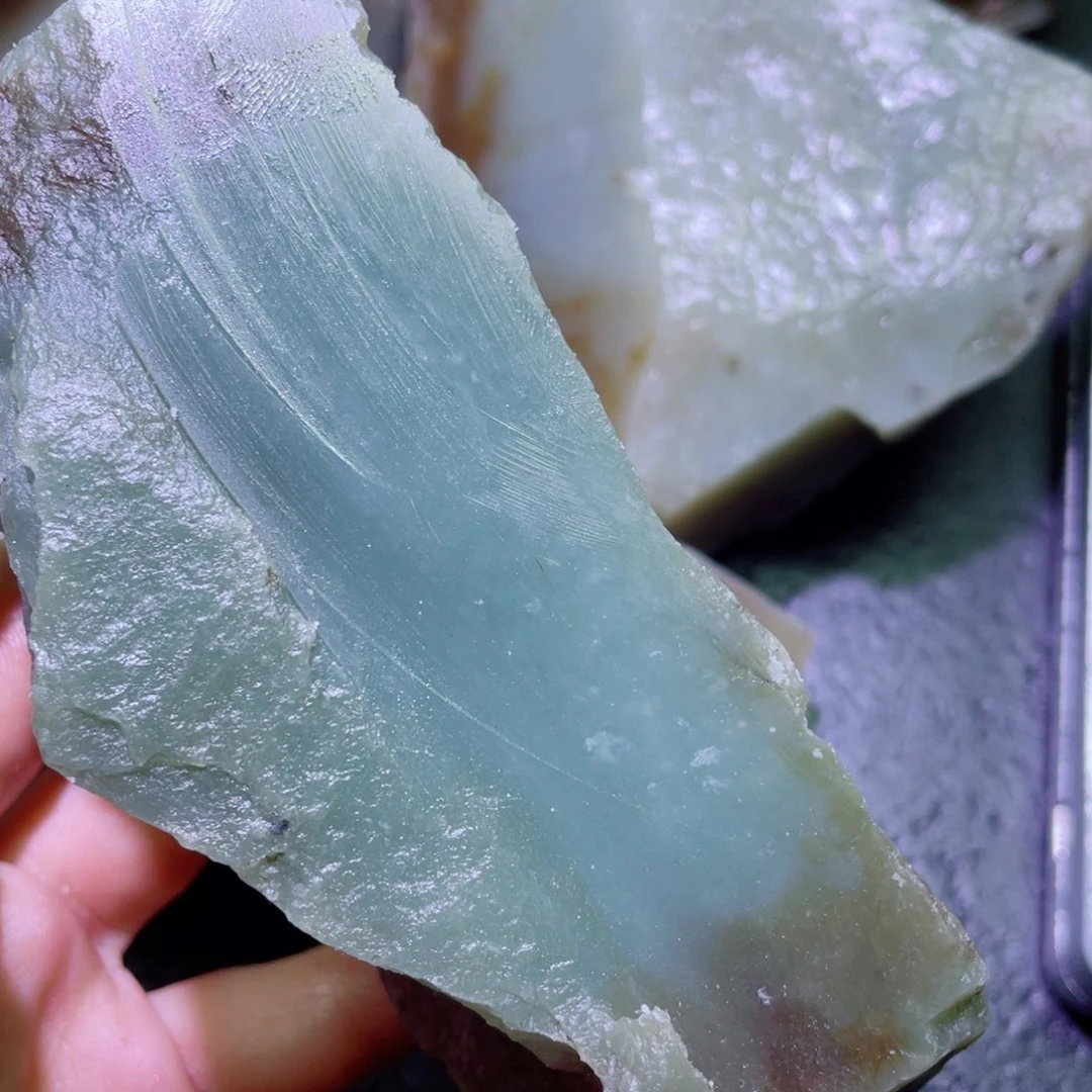 和田玉未镶嵌珠宝半成品