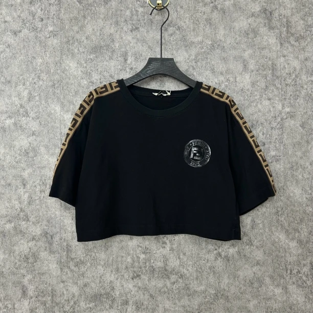 95新 FENDI/芬迪 黑色短款双F半袖