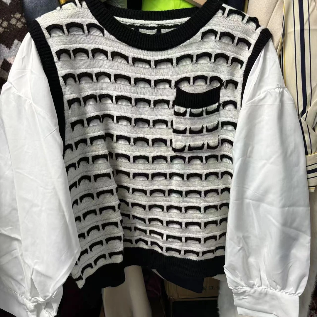 4740  拼接毛衣长袖时尚百搭减龄拼接款上衣