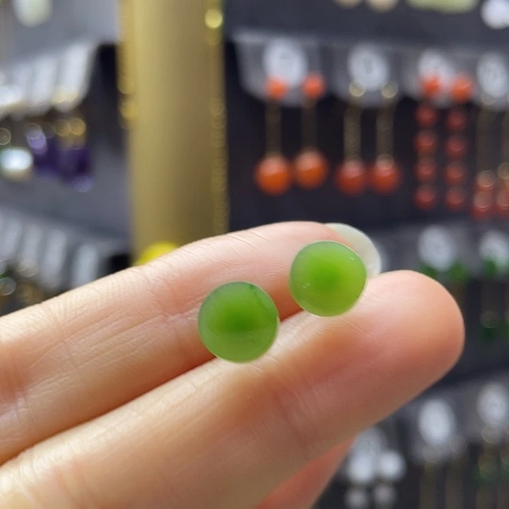 和田玉18K金镶嵌耳饰