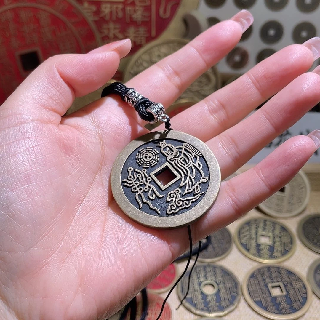 铜铜现代仿制工艺品花钱