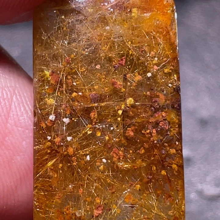 该***字未镶嵌颈饰发晶钛晶