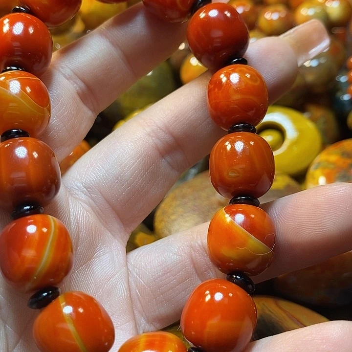 石***戈玛瑙/玉髓未镶嵌手链