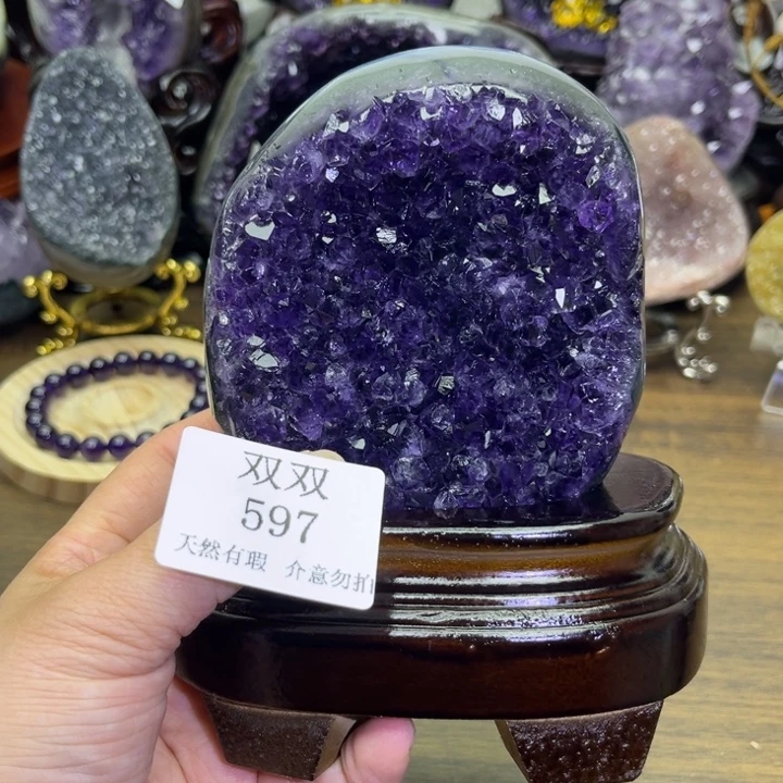 水晶大型摆件（非配饰）未镶嵌