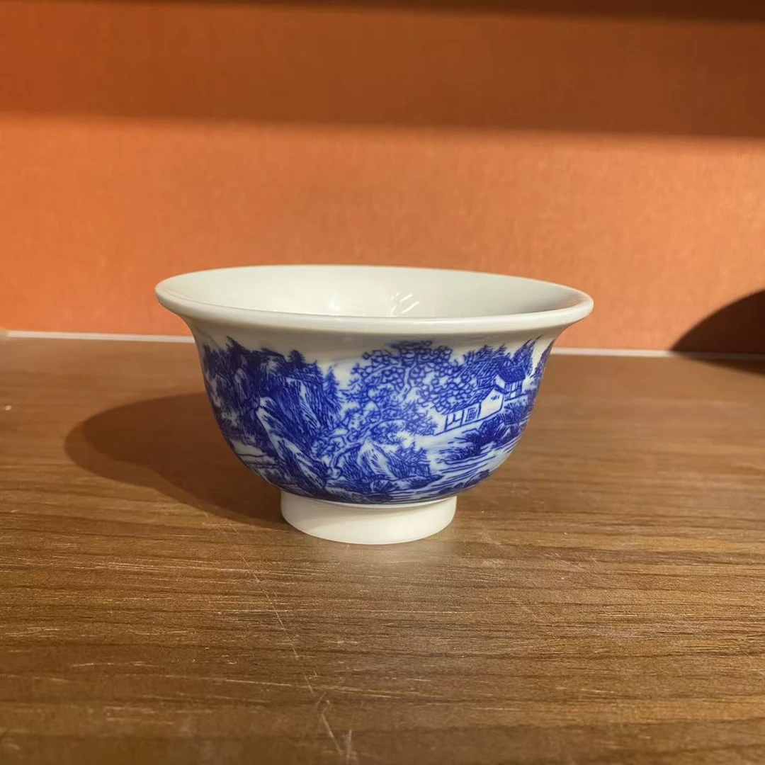 瓷博会青花山水压手杯