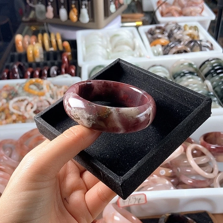 石英质玉未镶嵌手镯