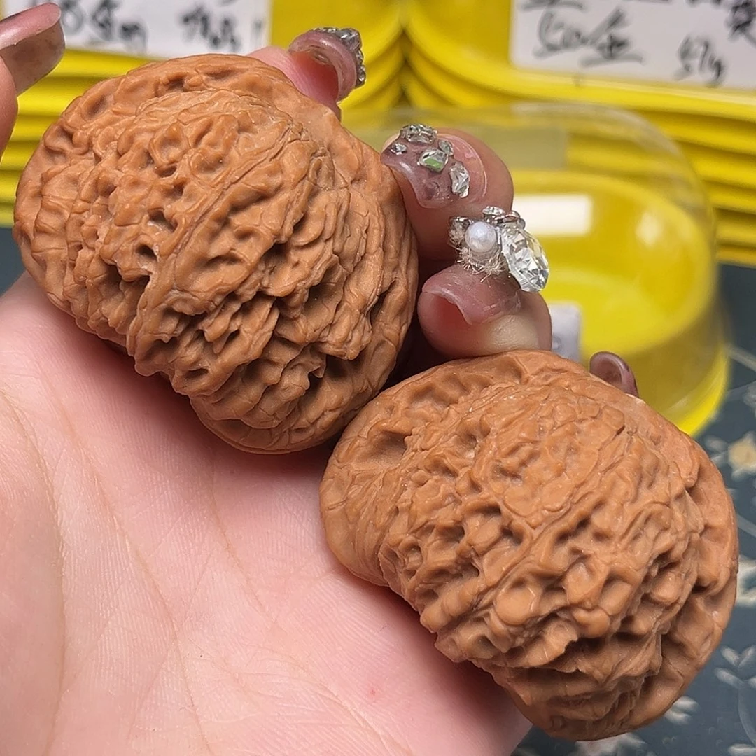 s***n文玩核桃把件48-24441-02
