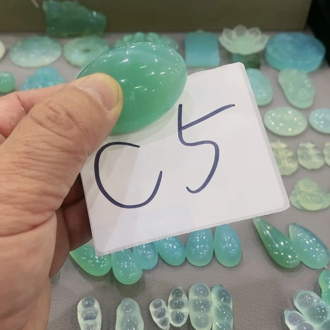 蛇纹石玉珠宝奇石未镶嵌小*鸭