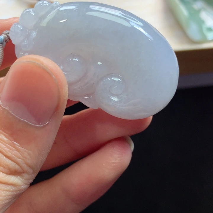 翡翠未镶嵌颈饰吊坠