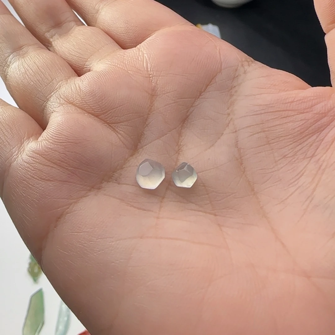 定制翡翠未镶嵌材料