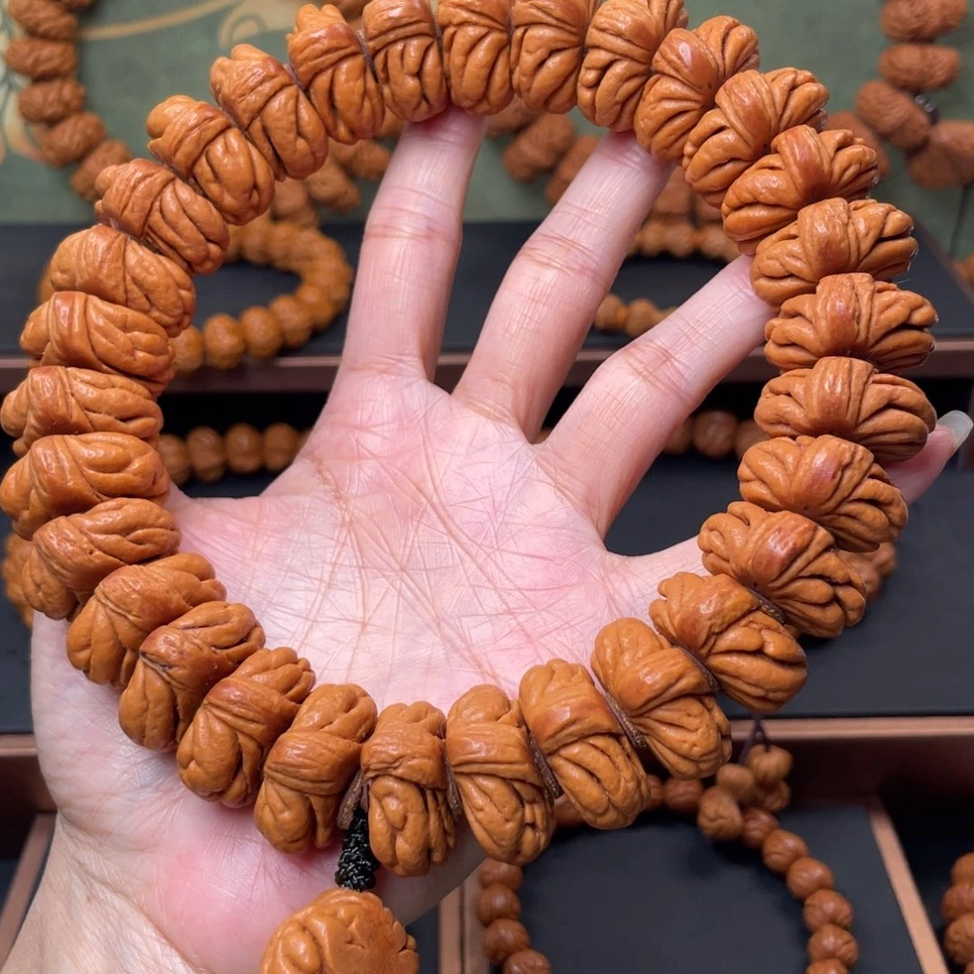 发***在吊坠桃核23豹子头