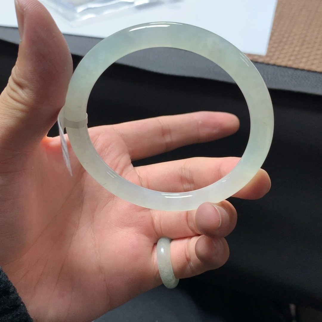 翡翠未镶嵌手镯40号59.5