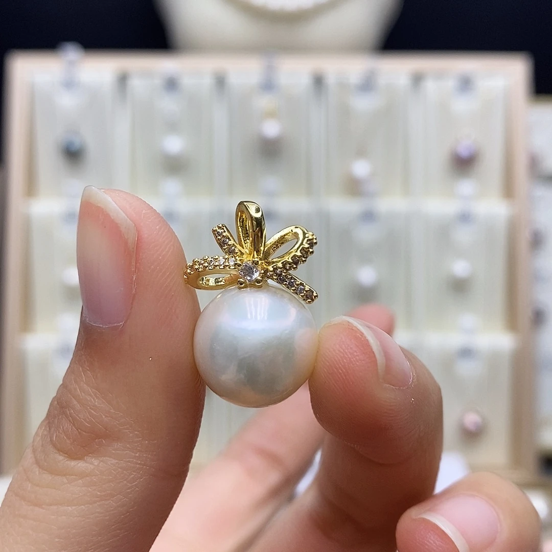 合金淡水珍珠颈饰