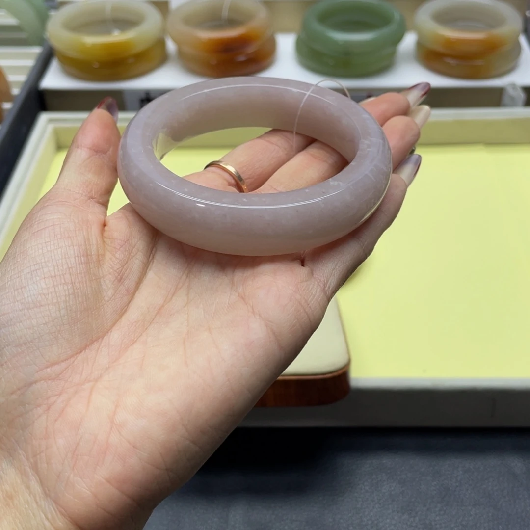 石英质玉手镯未镶嵌@*7