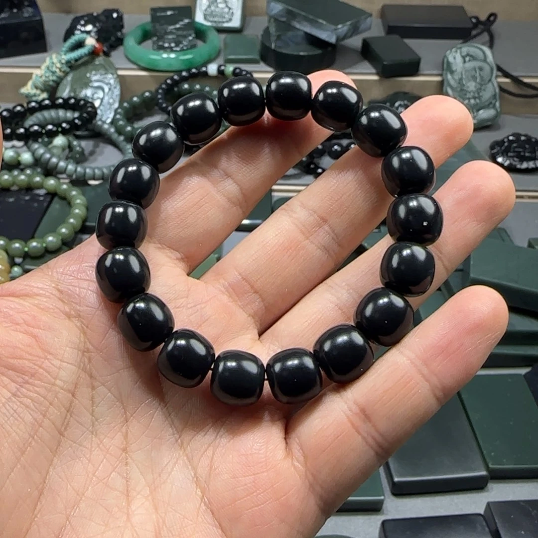 和田玉（墨玉）手串未镶嵌
