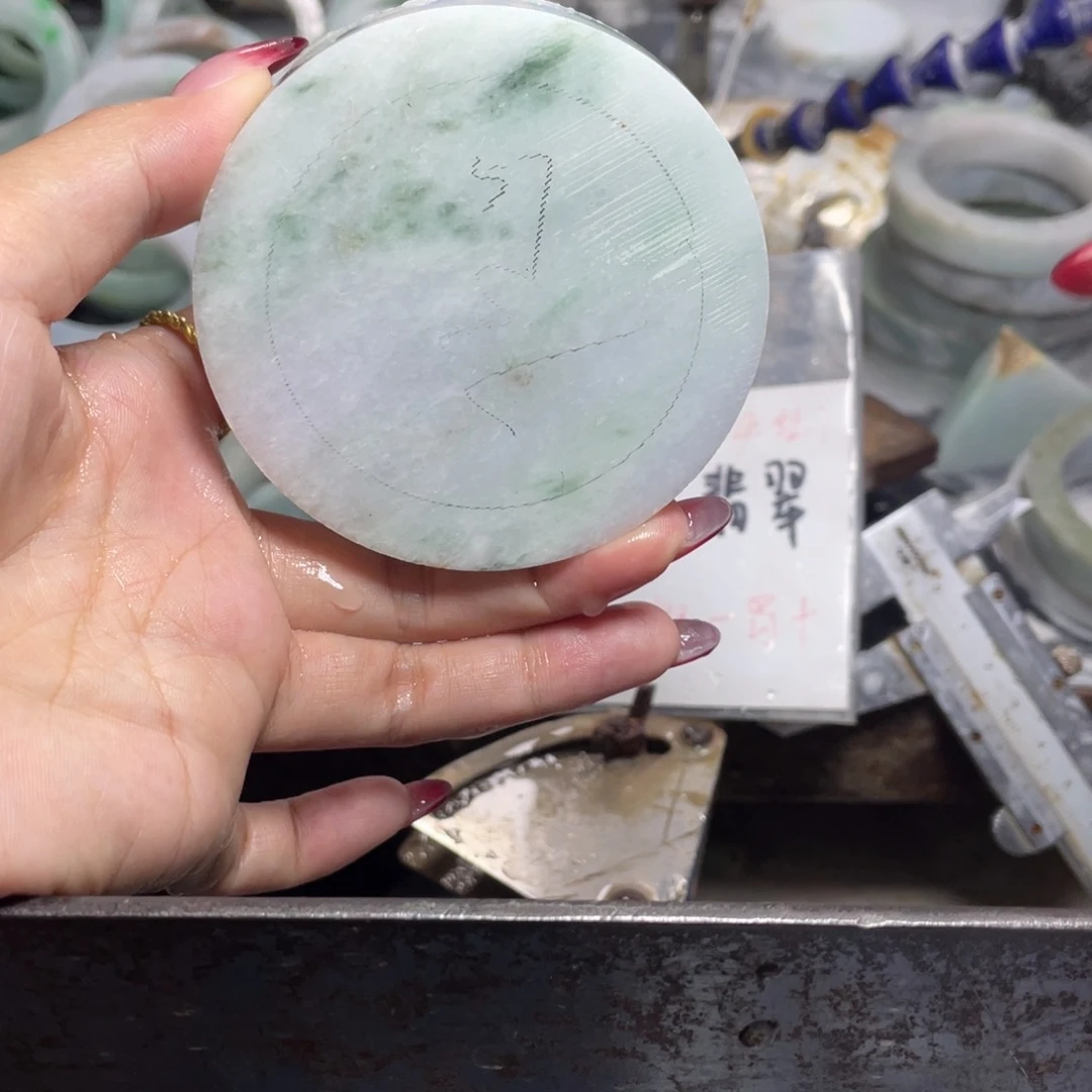 未镶嵌定制翡翠多样性