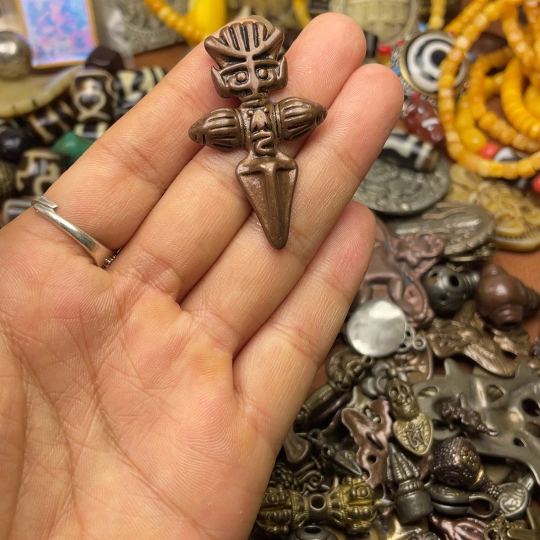 玻璃颈饰小元素哈哈哈