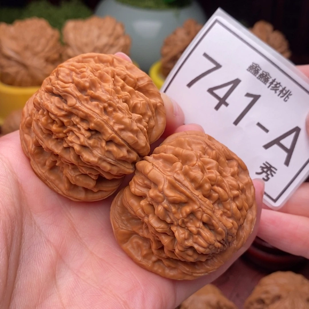 文玩核桃把件汉高楼45