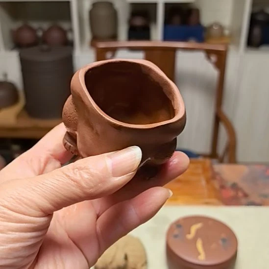至***简紫砂茶宠全手工金蟾主人杯60cc底槽清