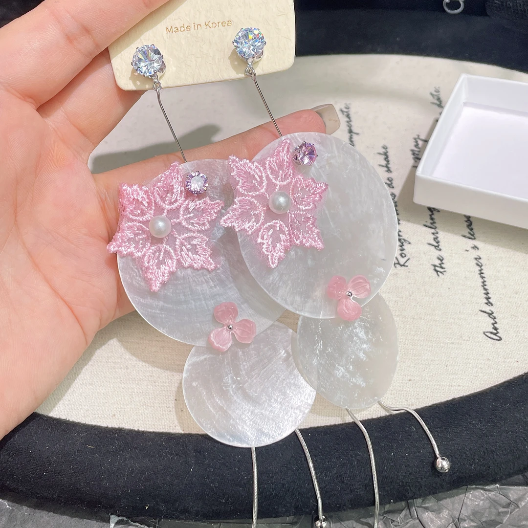 黄铜贝壳耳饰 粉色花贝壳温柔度假风拍照百搭气质耳饰001