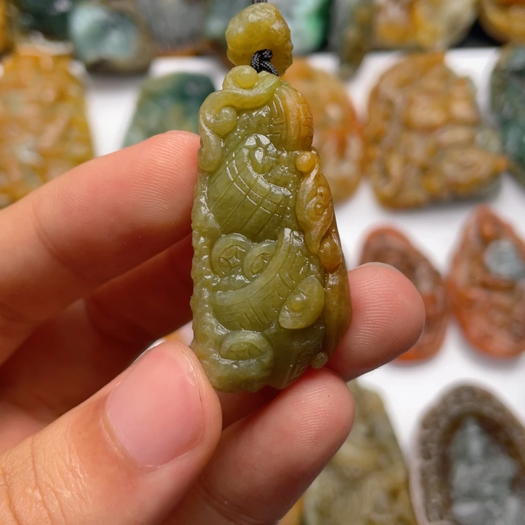 定制翡翠未镶嵌翡翠