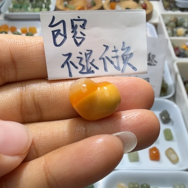 和田玉未镶嵌珠宝奇石