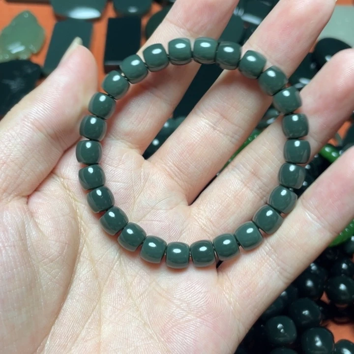 和田玉（青玉）未镶嵌颈饰