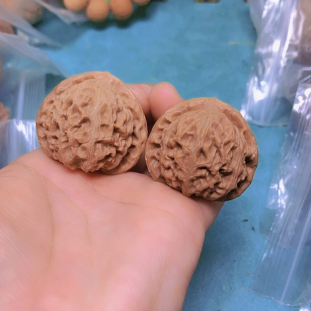 【闪购商品】摆件核桃37.5宫灯有修