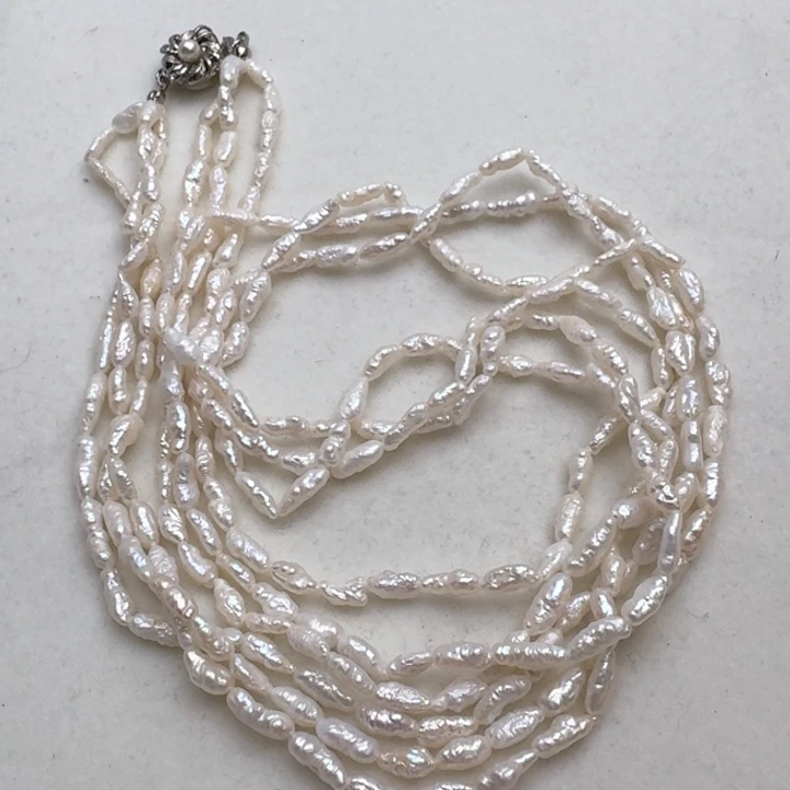 淡水珍珠颈饰未镶嵌