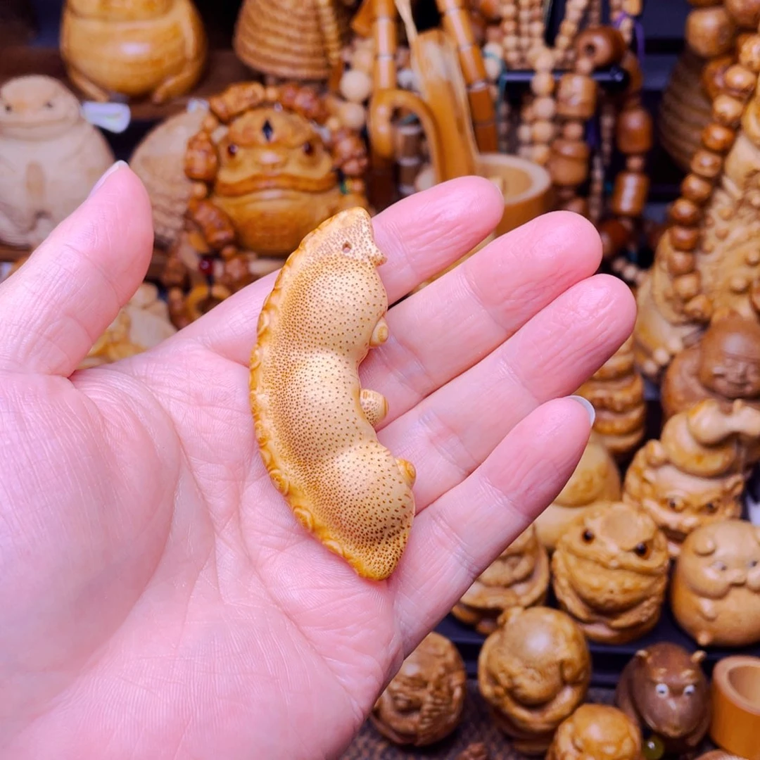 竹陪****后竹根雕豆角把玩件