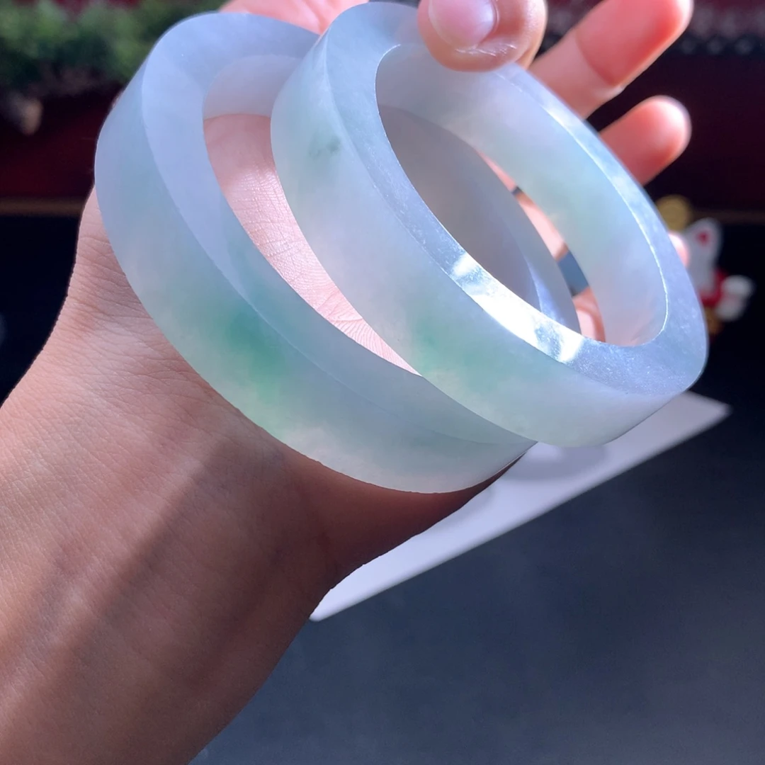 定制翡翠手镯未镶嵌