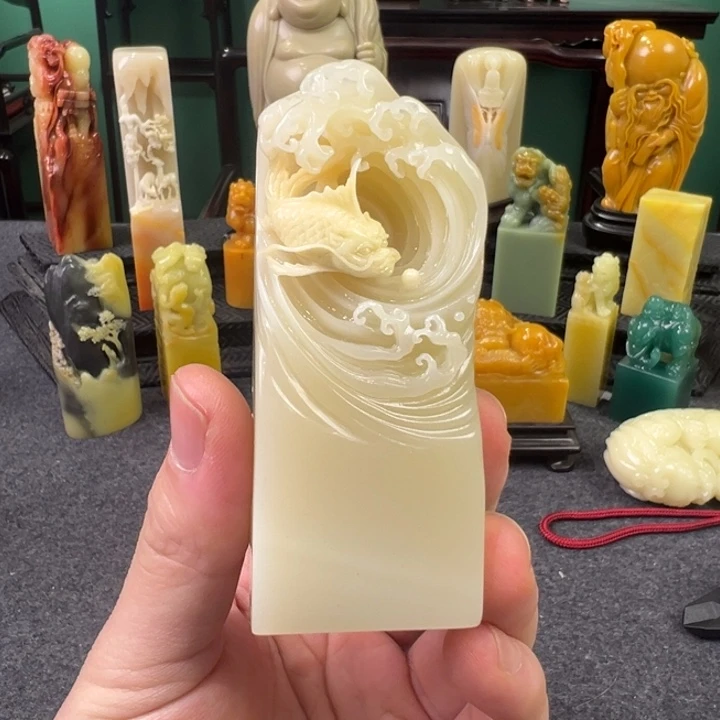 老挝石春**媚荔枝冻鱼龙
