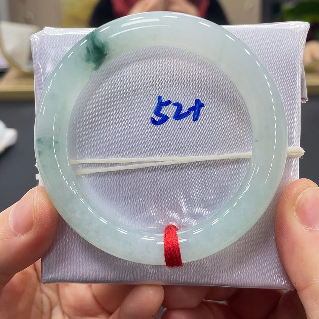 未镶嵌手镯翡翠翡翠