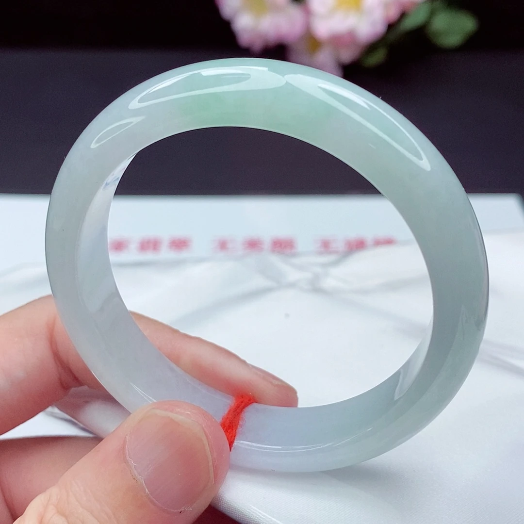 翡翠未镶嵌手镯55.6圈