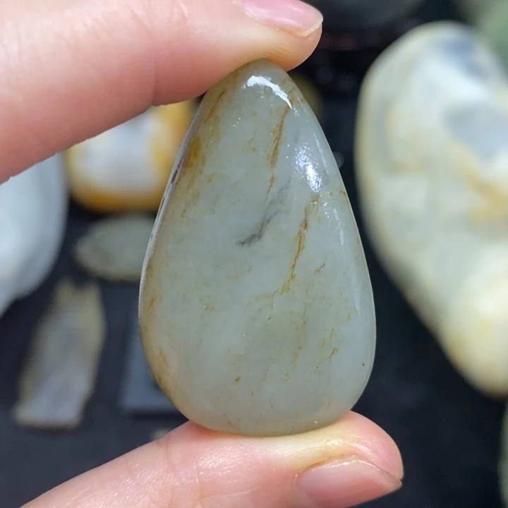 未镶嵌和田玉（糖玉）挂件