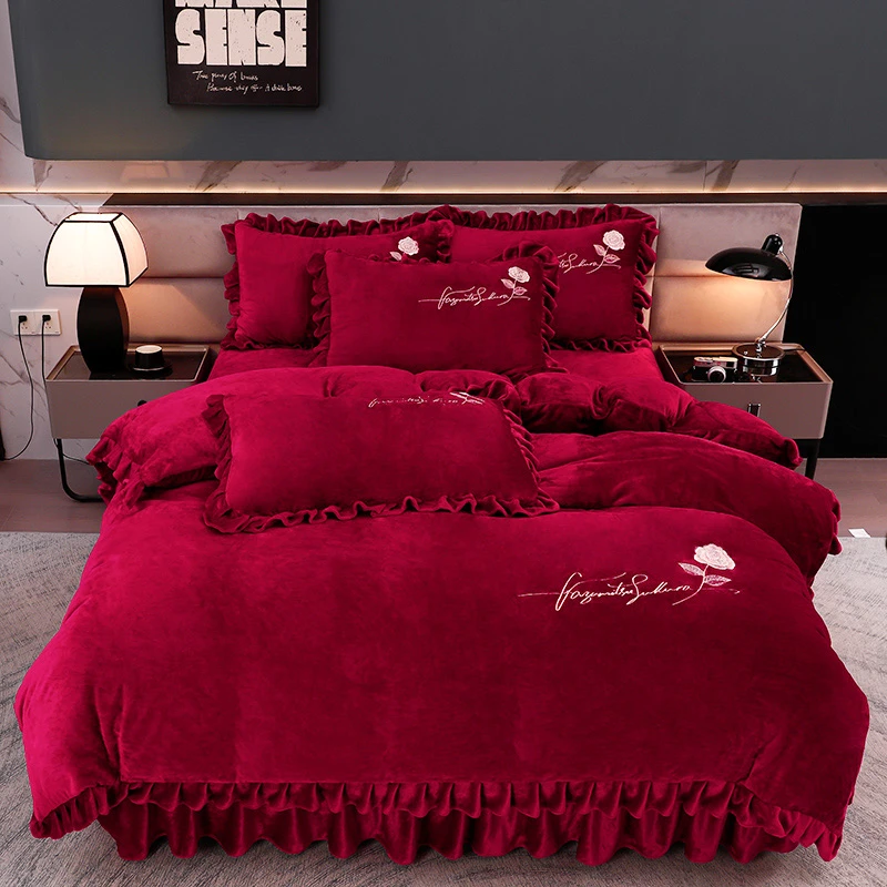 加厚加重纯色刺绣花边韩版荷叶边牛奶绒四件套床裙款秋冬加厚保暖