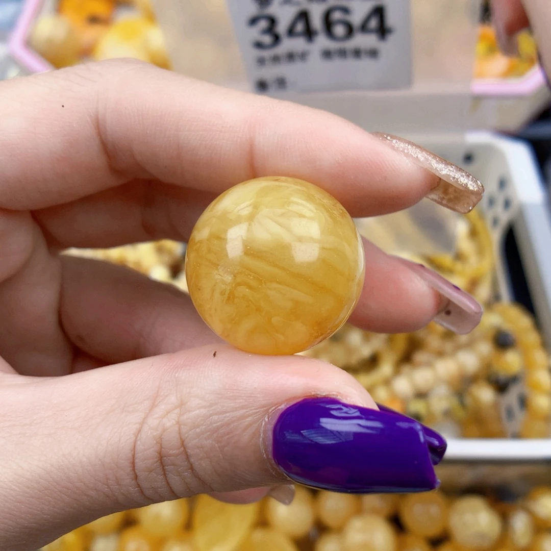 琥珀未镶嵌珠宝奇石22