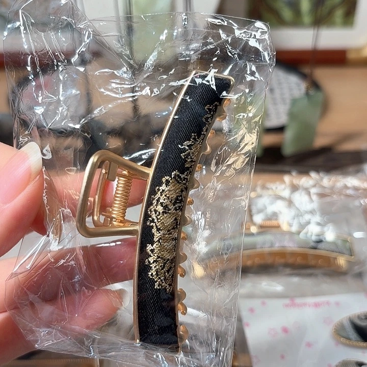 布艺铜合金宋锦发夹一对